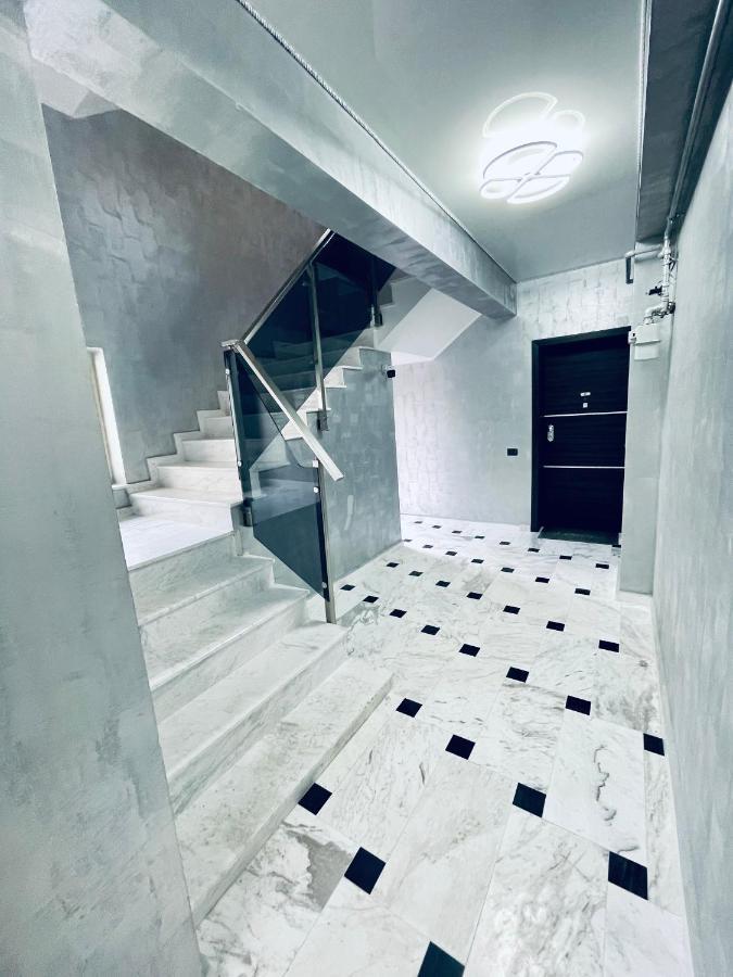 Luxury Studio - Maison 103 - Stefan Building Complex Lägenhet Năvodari Exteriör bild